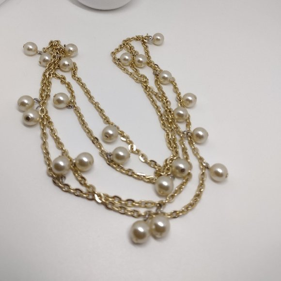 30 " Light Gold Chain with Vanilla Pearls - Picture 5 of 5